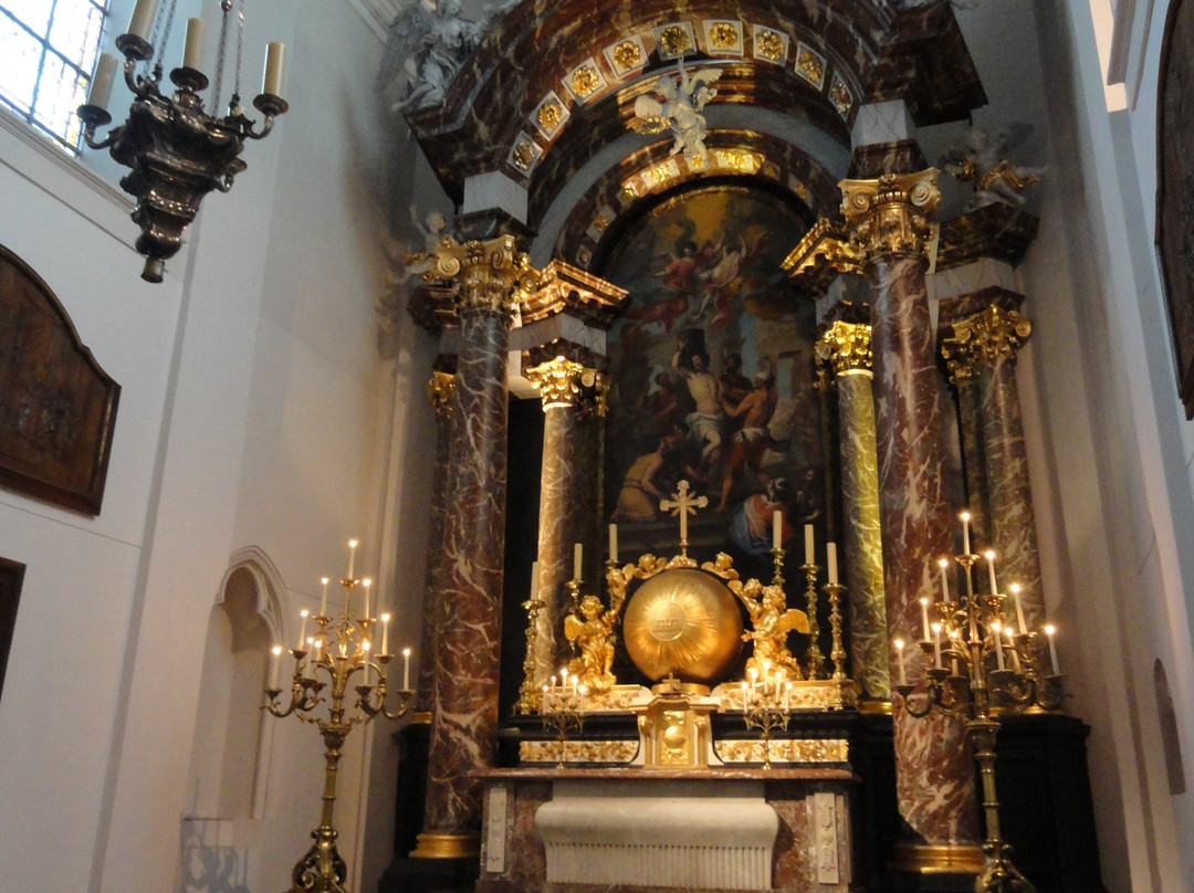 Eglise St-Barthelemy (Church of St. Bartholomew)景点图片