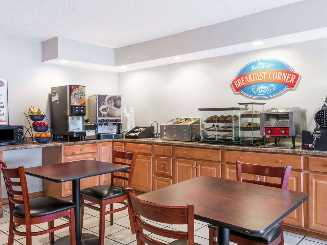 Baymont By Wyndham Cambridge主图