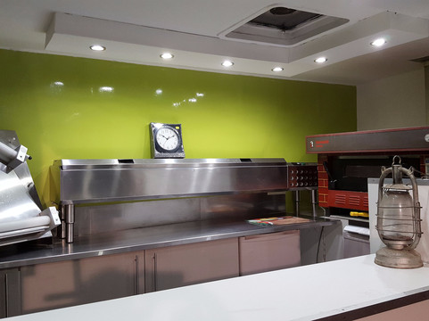 Bouvron餐馆和美食-Fay Moi Une pizza