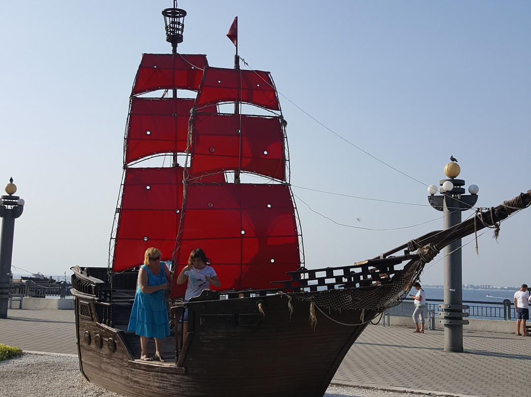 Scarlet Sails Ship-阿纳帕必去景点