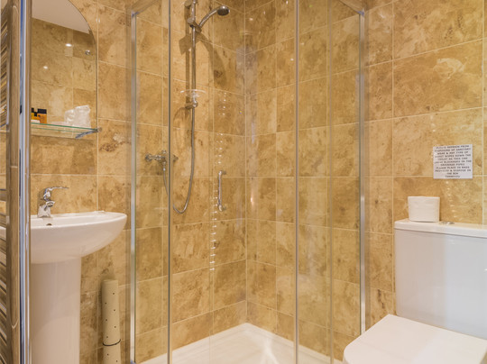 秋季别墅酒店主图