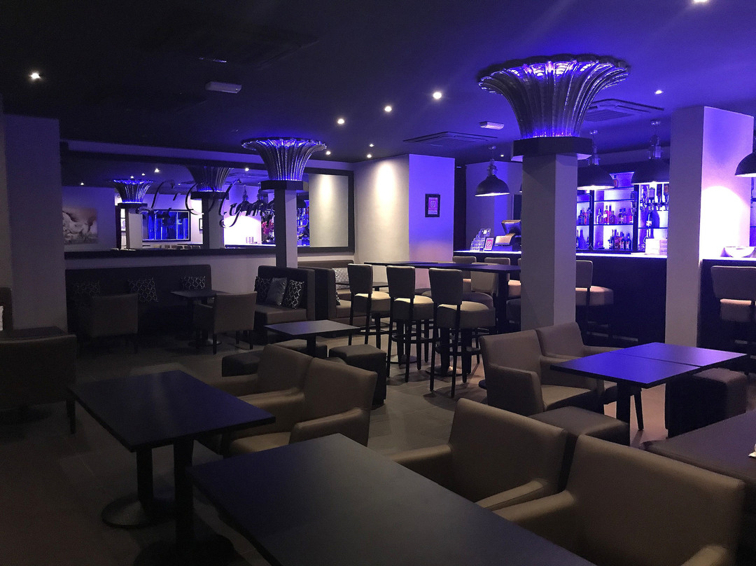 Avagou旅游景点-L’Olympe Bar