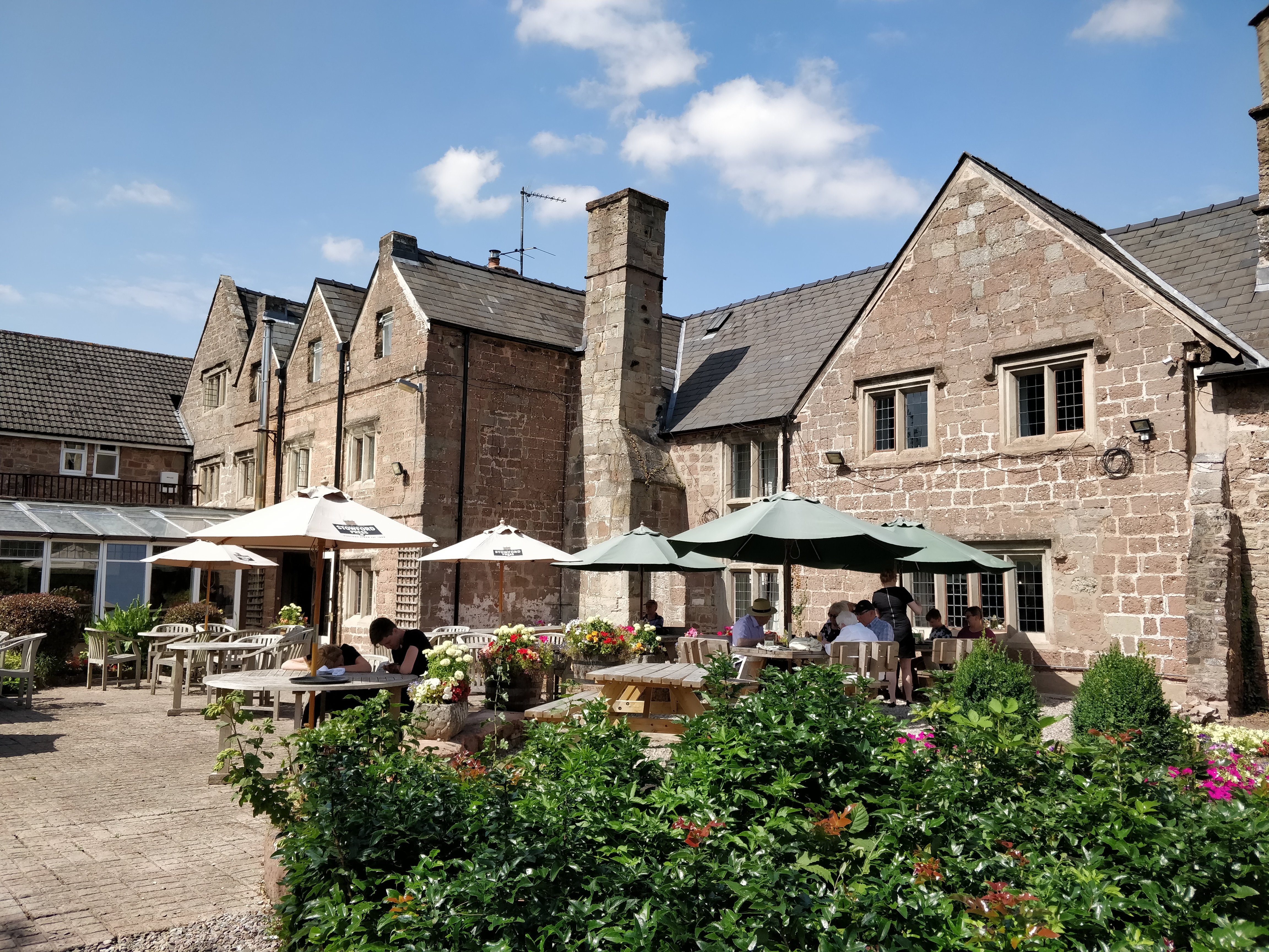 The Old Court Hotel-浴室