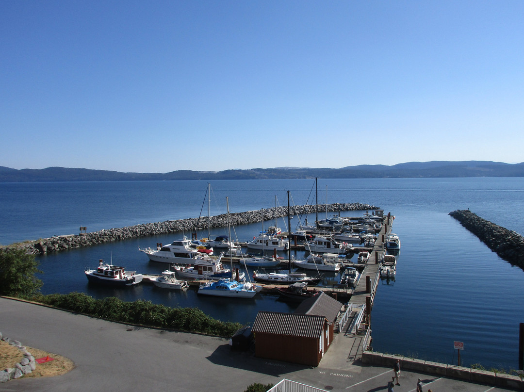 Beach Gardens Resort & Marina主图