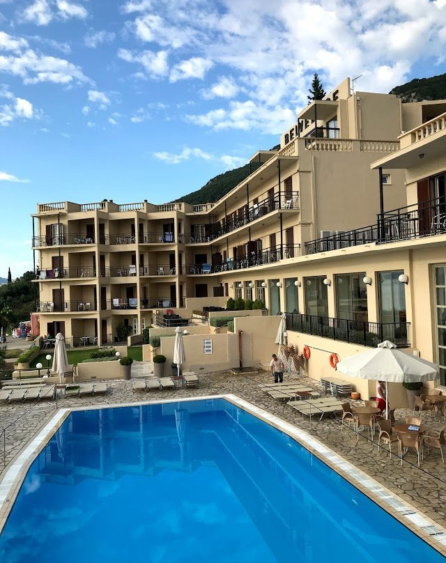 米茨斯贝尔维德雷的Canvas主图