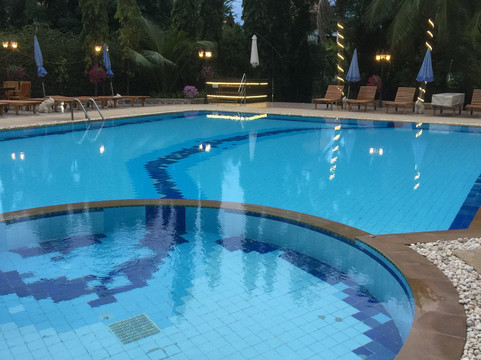 皇家热带海滩贵宾连锁度假村主图