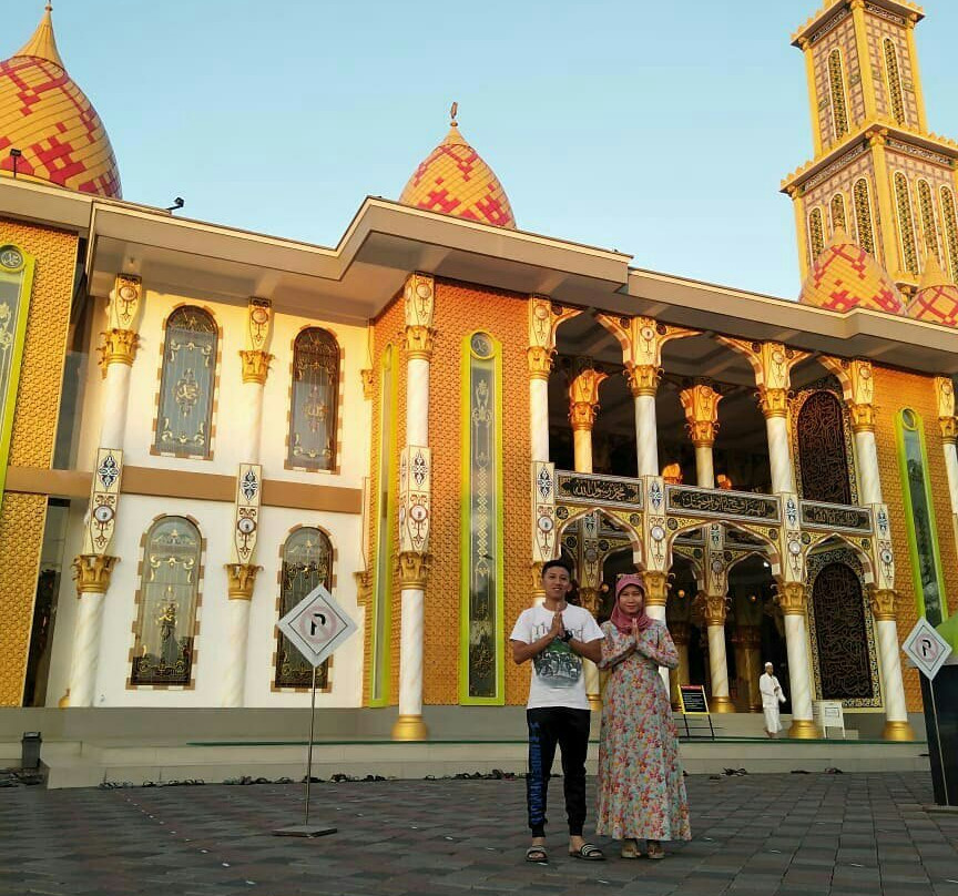 Roudhotul Muchlisin Mosque景点图片