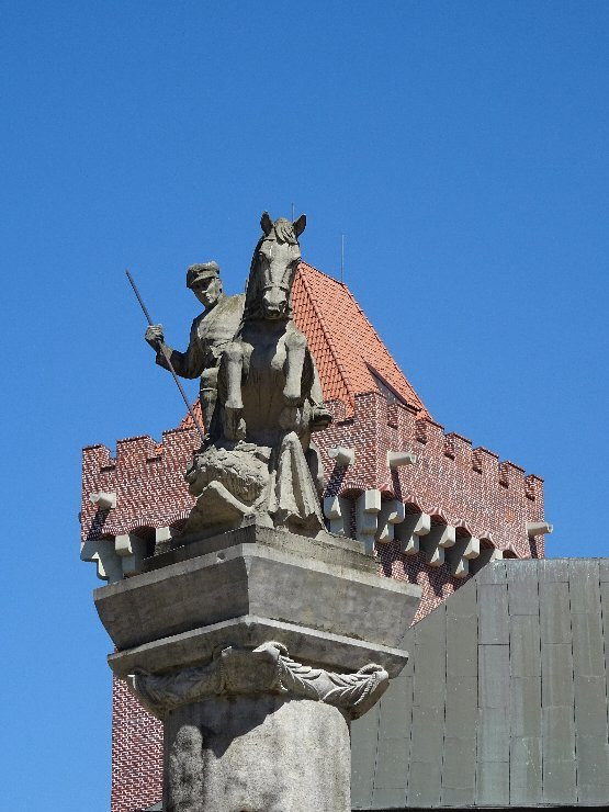 The 15th Poznan Uhlans Regiment Monument-波兹南必去景点