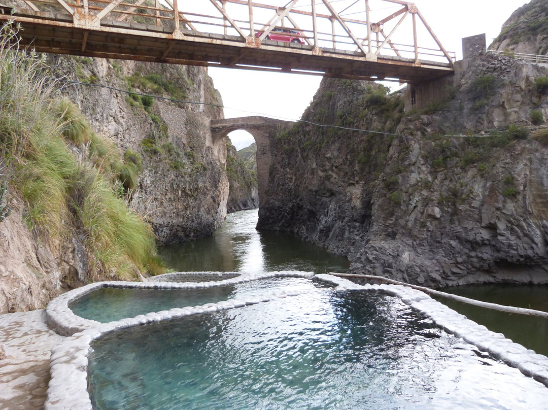 Hot Springs Chacapi景点图片