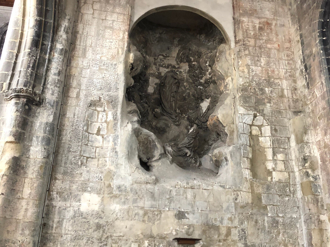 Saint Vulfran Collegiate Church-Abbeville必去景点