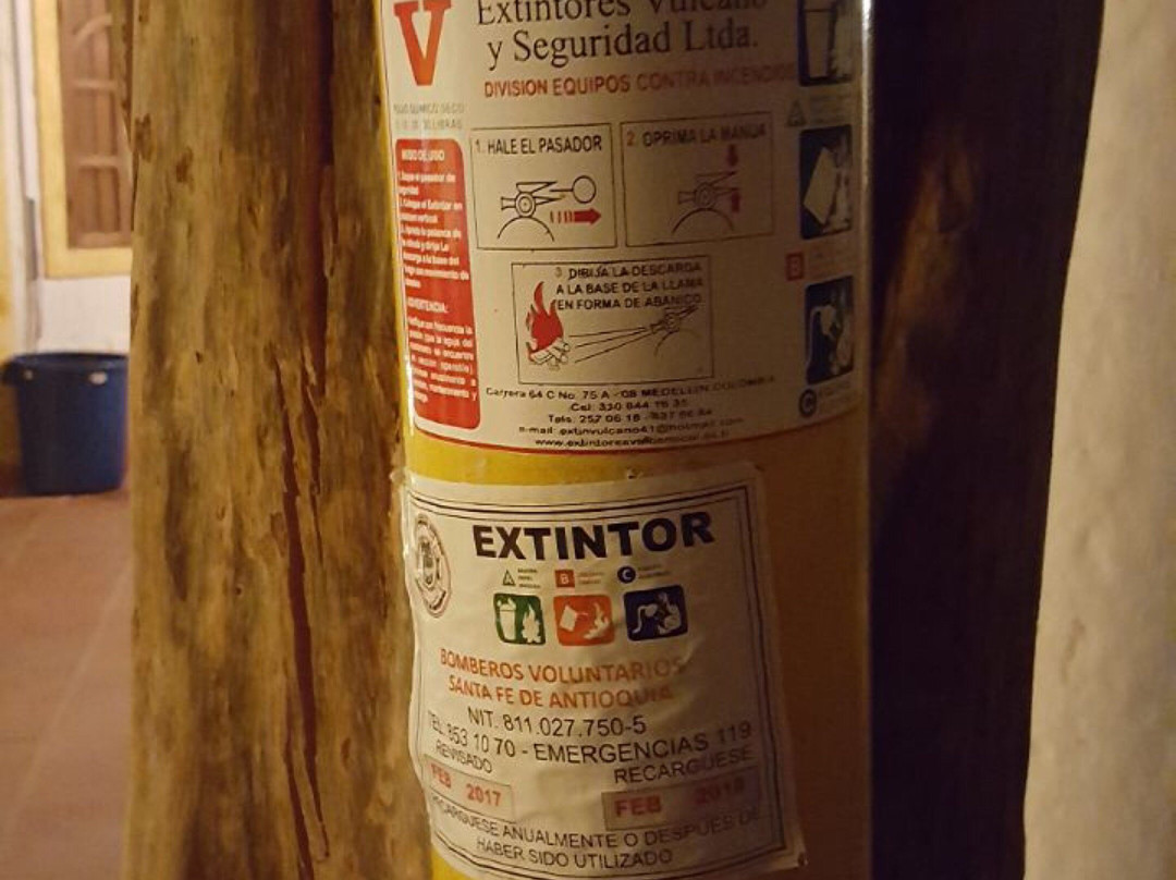 Hotel Santa Barbara Colonial主图