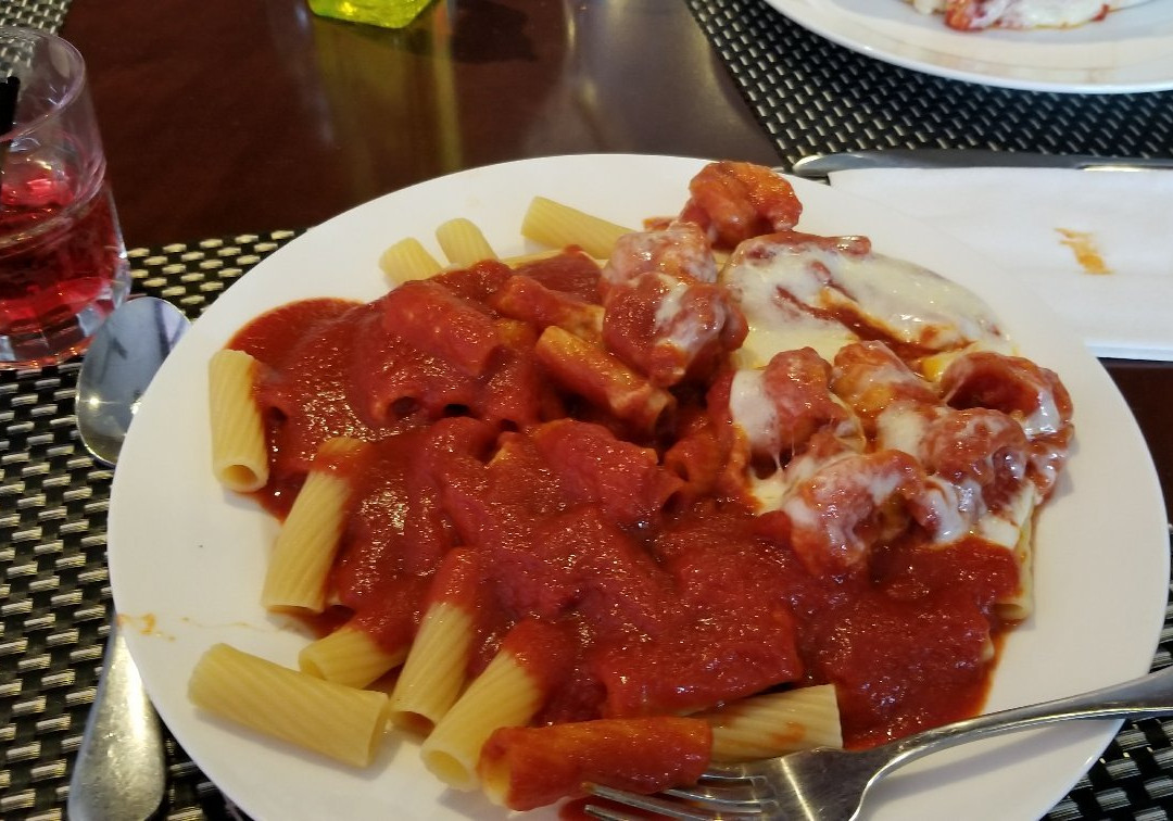 Point Lookout餐馆和美食-Mo'Nelisa