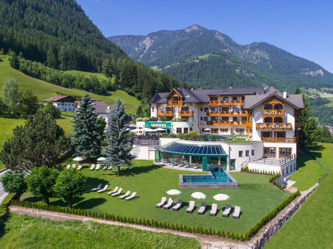 La Perla Hotel