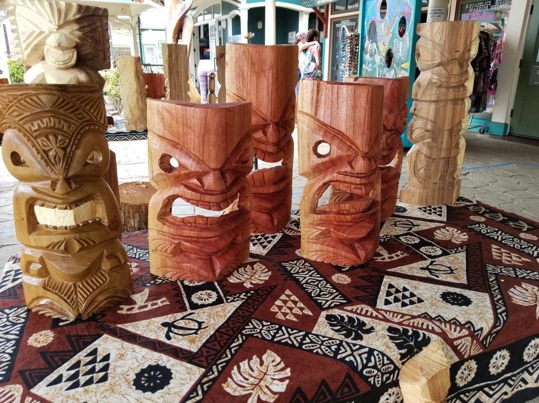 Swap Meet at Paia Bay-芭雅必去景点