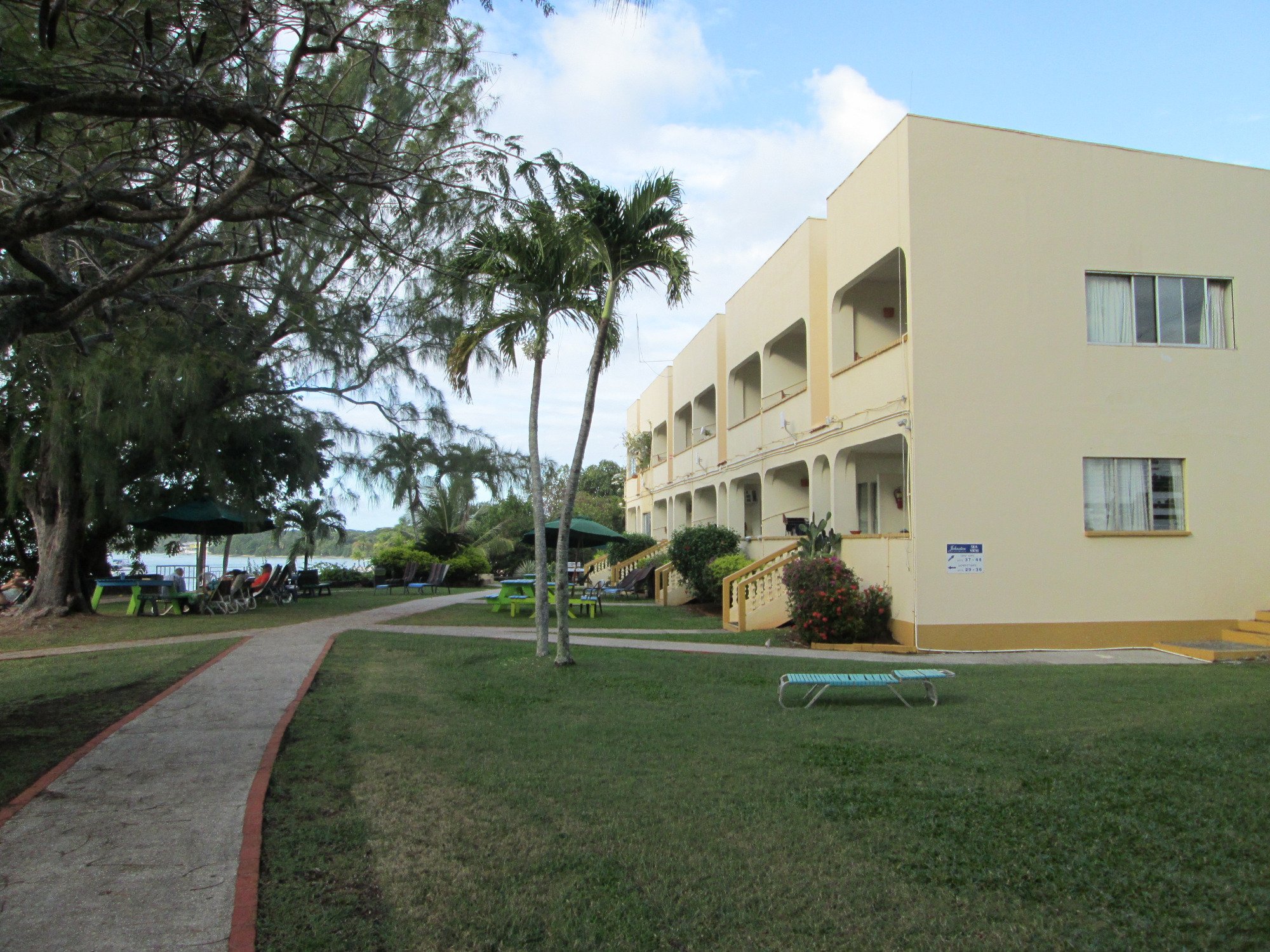 Johnston Apartments-浴室