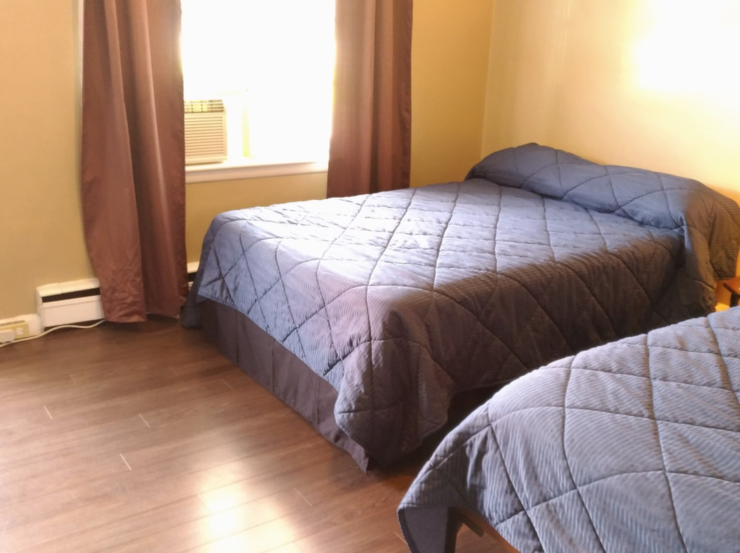 Maple Leaf Motel主图