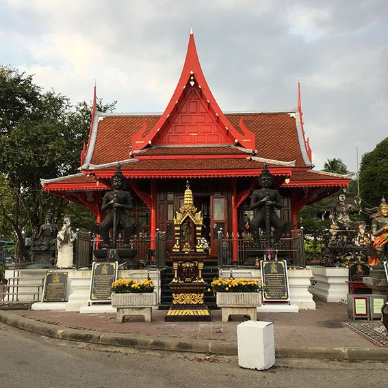 Wat Jula Manee景点图片