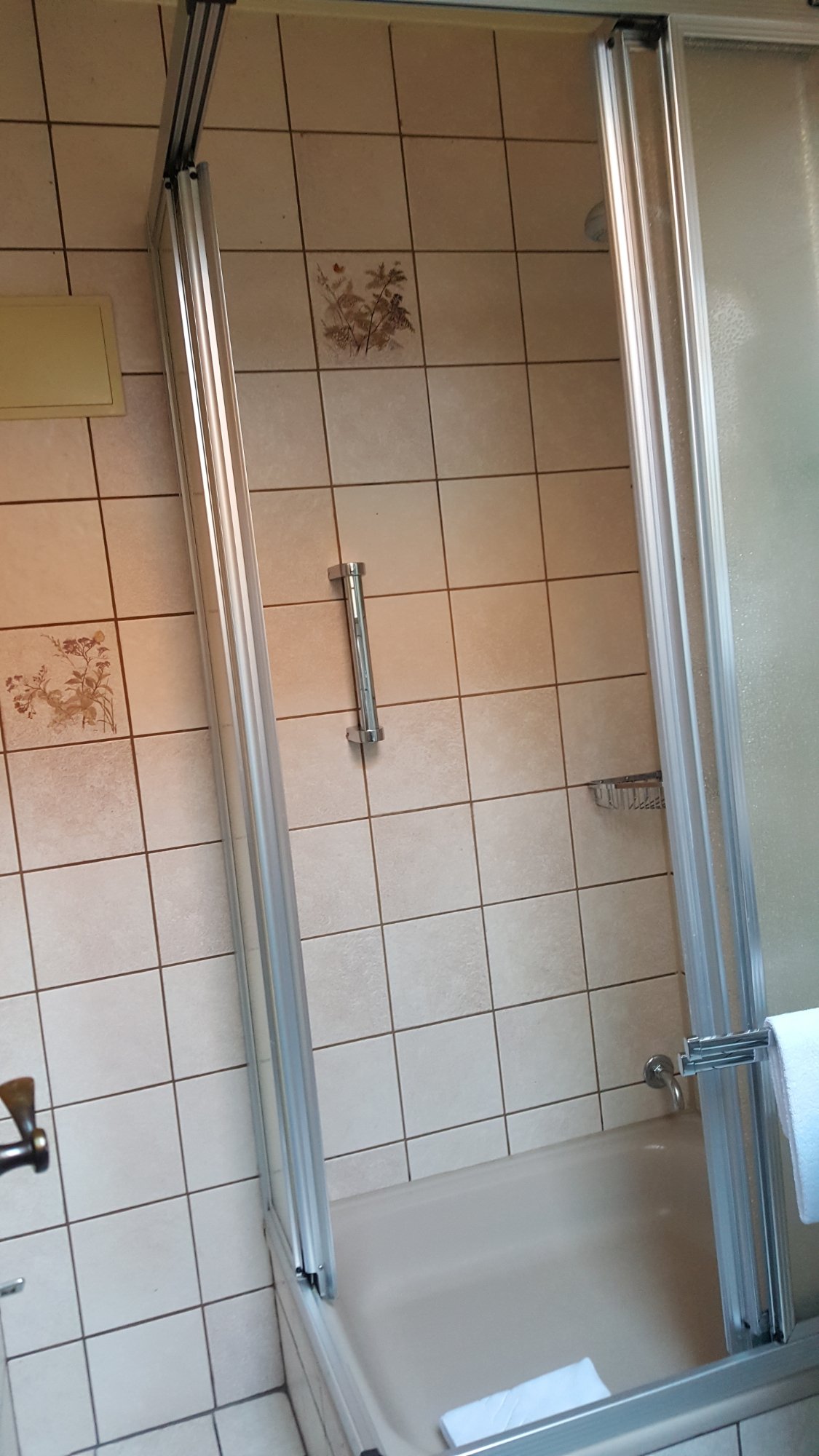 祖姆托科尔餐厅酒店-浴室