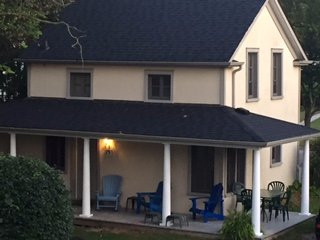 Breakers on the Lake主图