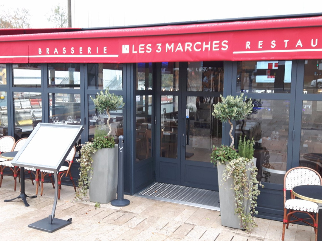 沙特奈马拉布里餐馆和美食-Les 3 Marches