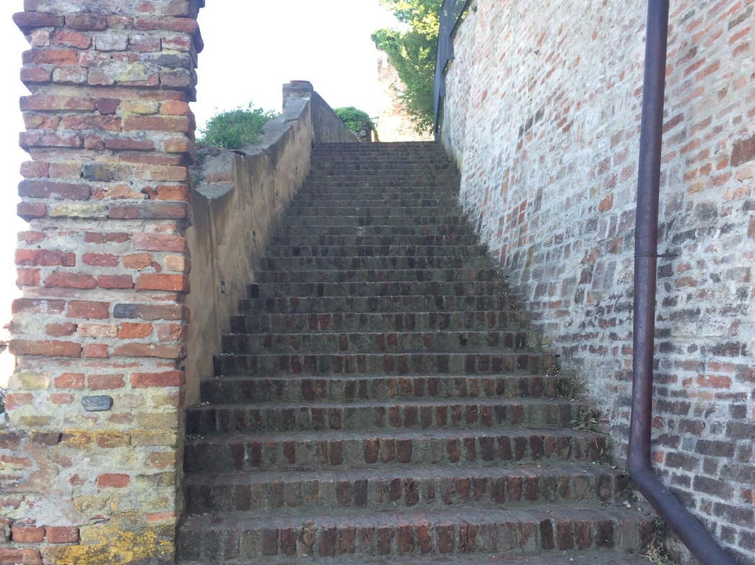 Fortezza Di Verrua Savoia-Verrua Savoia必去景点