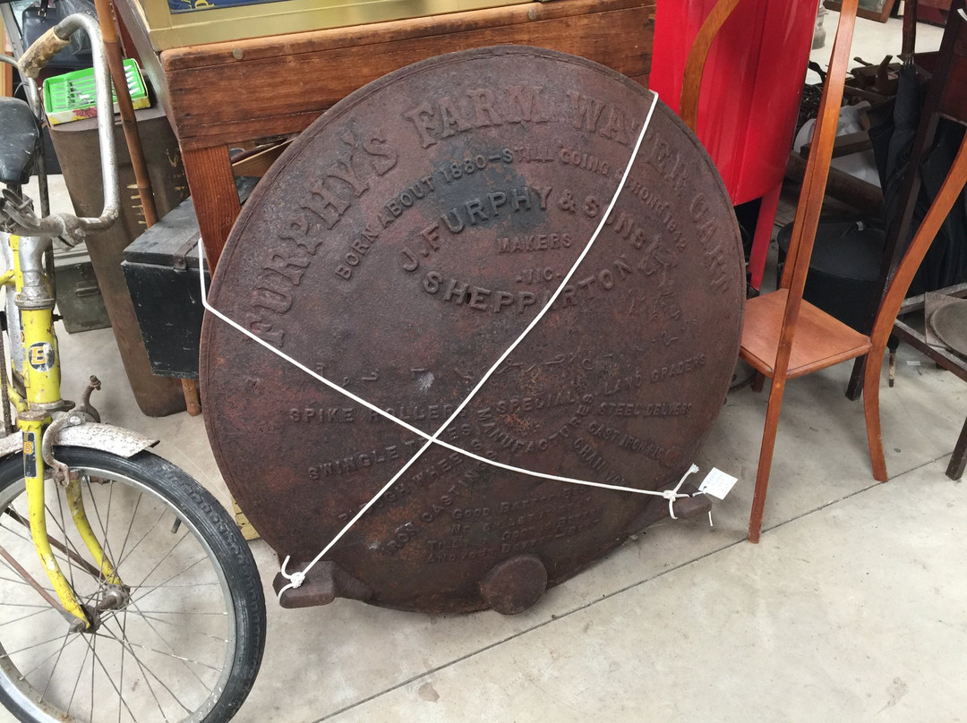 Mailors Flat Antiques-瓦南布尔必去景点