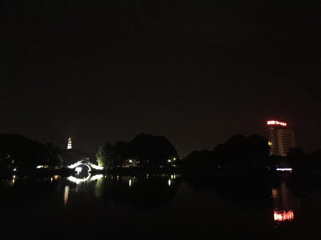 南湖商业步行街-池州市必去景点