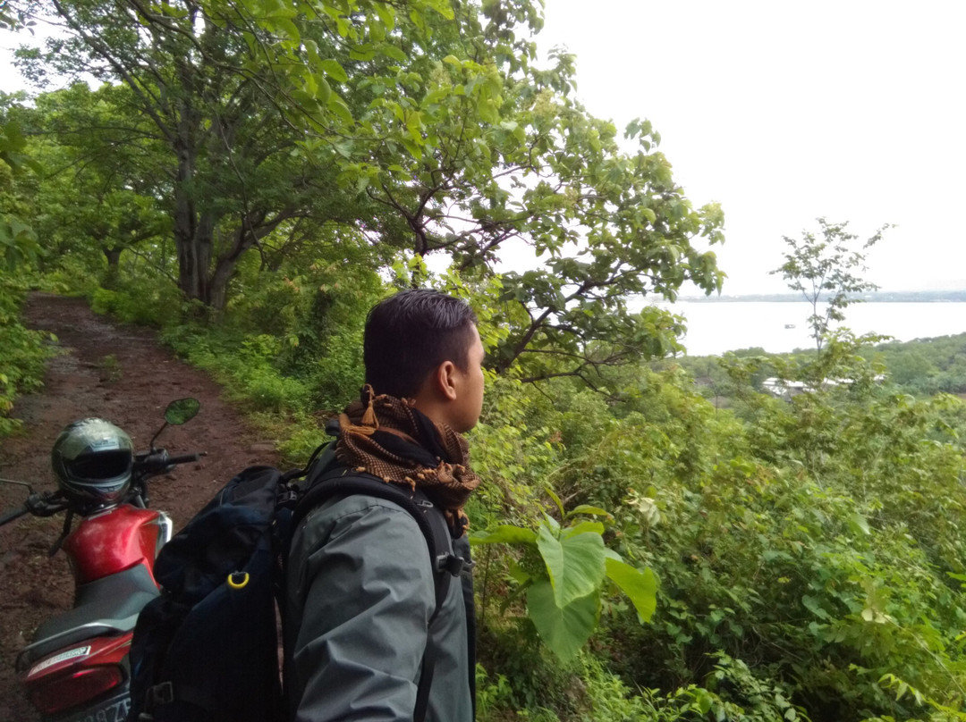 Pantai Tampora-Situbondo必去景点