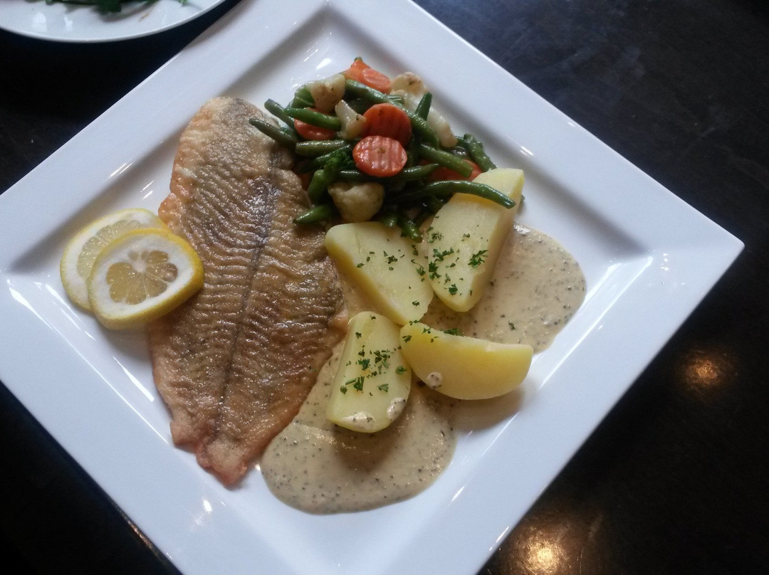 Marl餐馆和美食-Lenz Bar-Restaurant