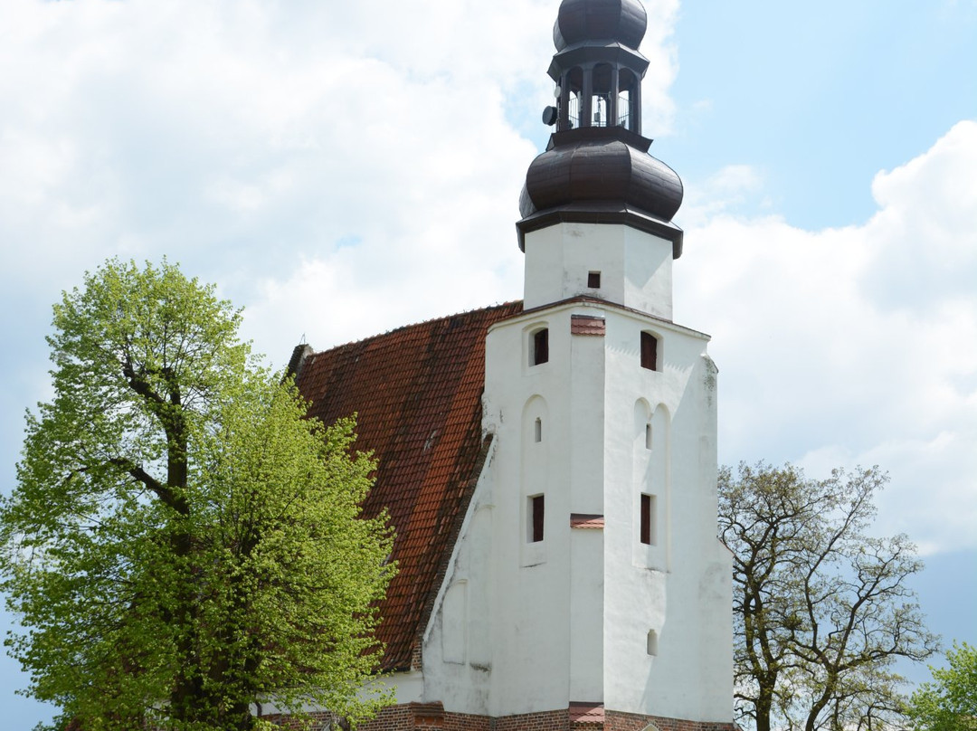 Church of the Holy Trinity Malkowice景点图片