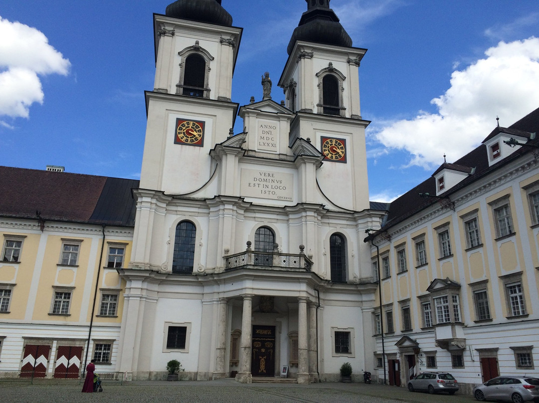Lambach Abbey-Lambach必去景点