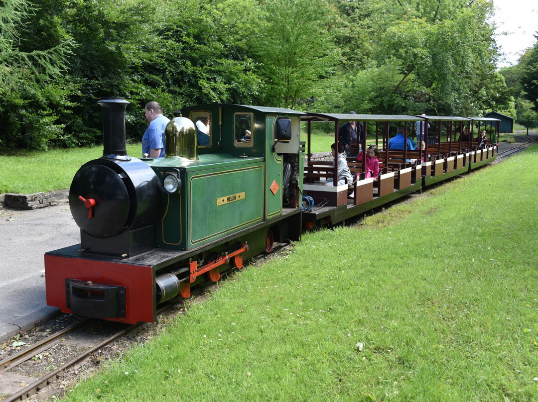 Haigh Hall Miniature Railway景点图片