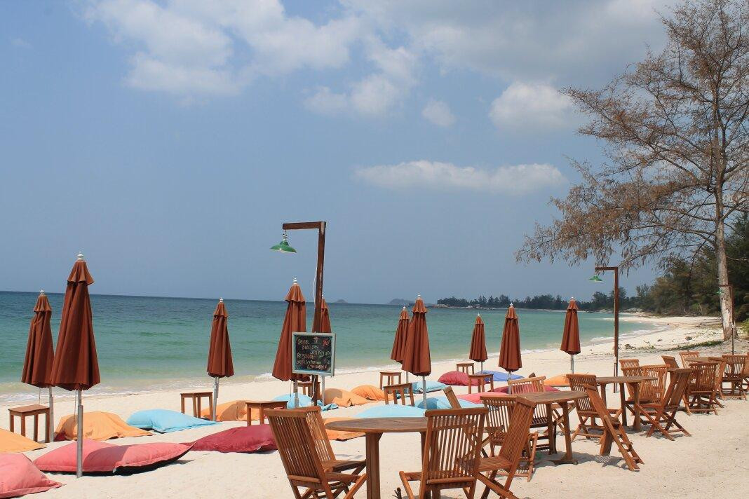 Pantai Jimbaran Belitung景点图片