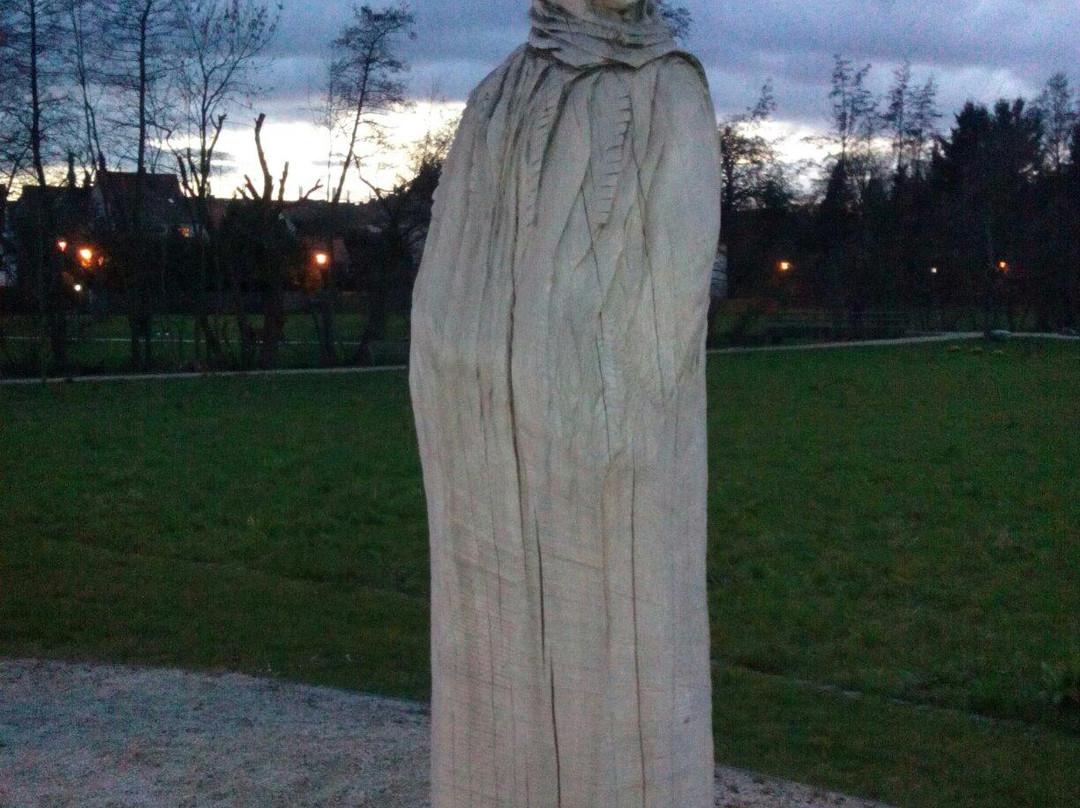 Skulpturenpark Niederhochstadt景点图片