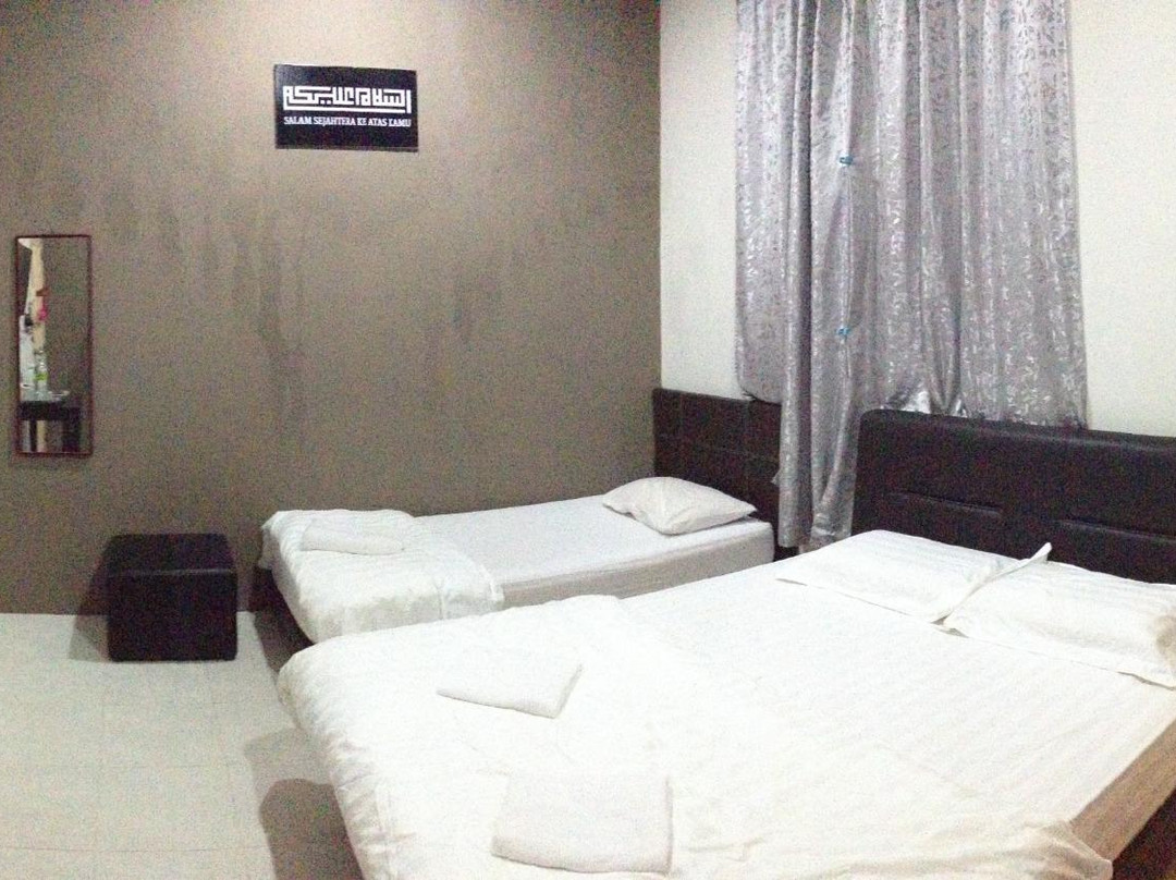 Anggun Beach Guest House主图