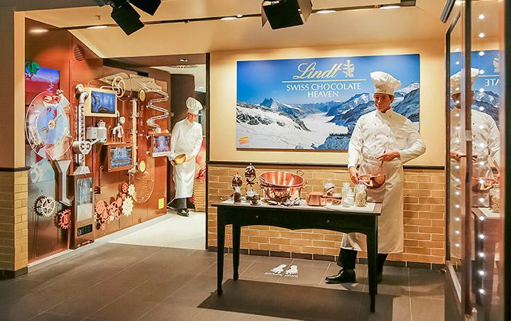 Lindt Chocolate Shop Jungfraujoch