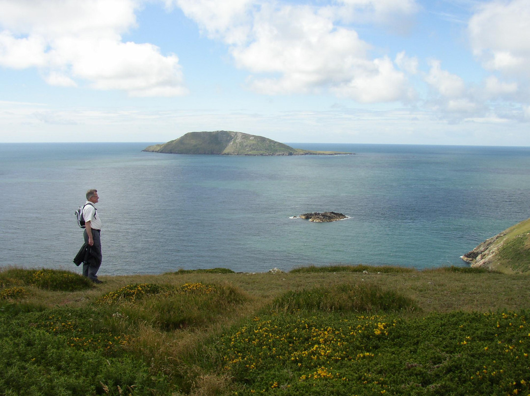 Edge of Wales Walk景点图片
