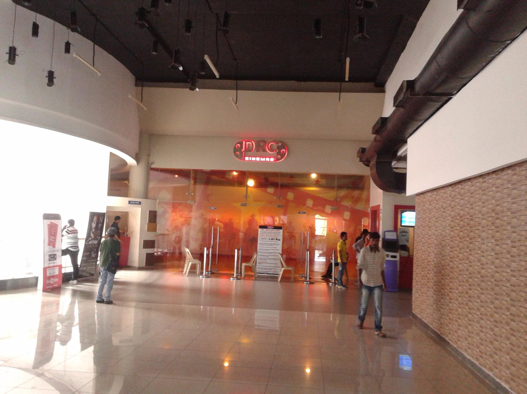 BM Habitat Mall景点图片