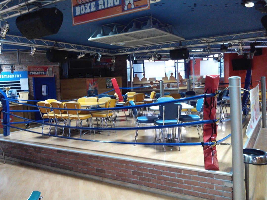 Olympia Bowling Atina-Atina必去景点