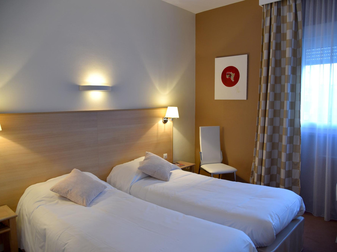 Rouillon酒店住宿-尚特斯勒酒店