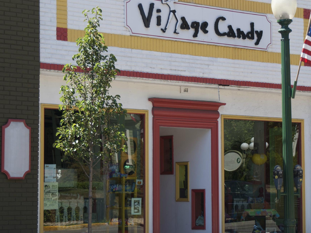Village Candy景点图片