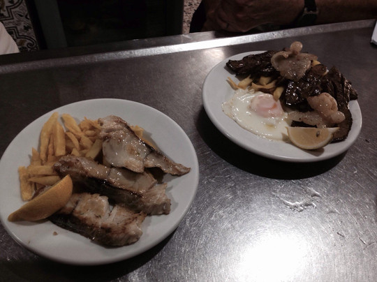 Bar Pescadores-阿尔赫西拉斯必去景点