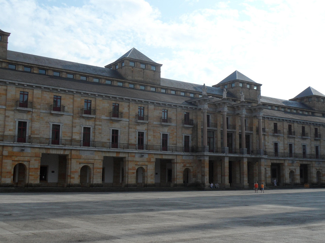 Laboral Ciudad de la Cultura-希洪必去景点