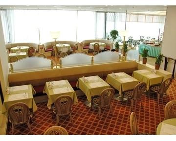 カフェ アゼリア