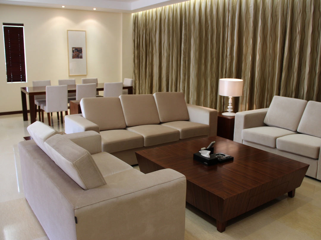 山水皇家驿栈度假酒店主图