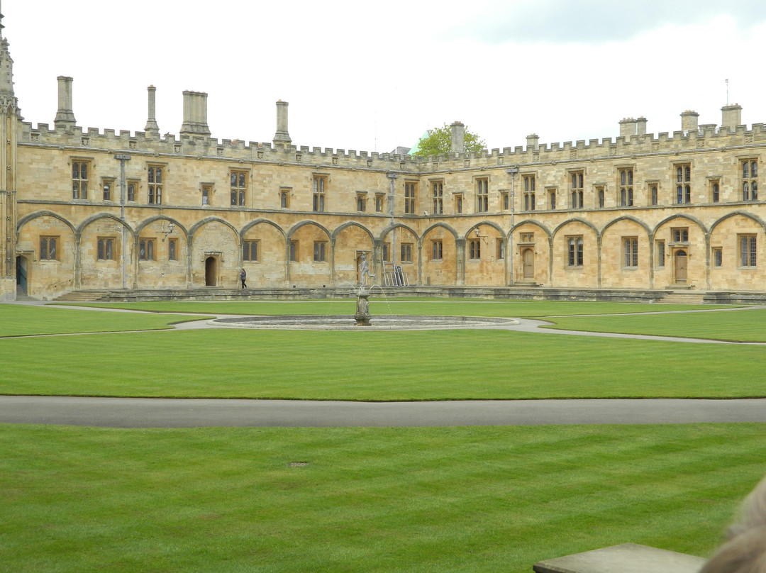 Walking Tours of Oxford-牛津必去景点