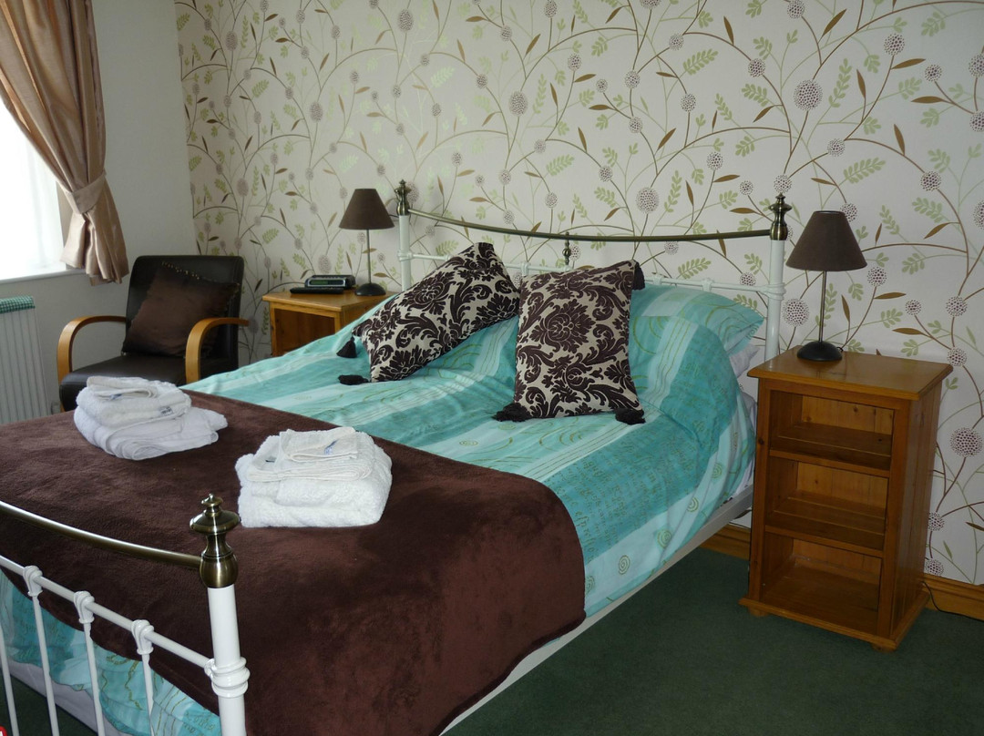 The Hawthornes主图