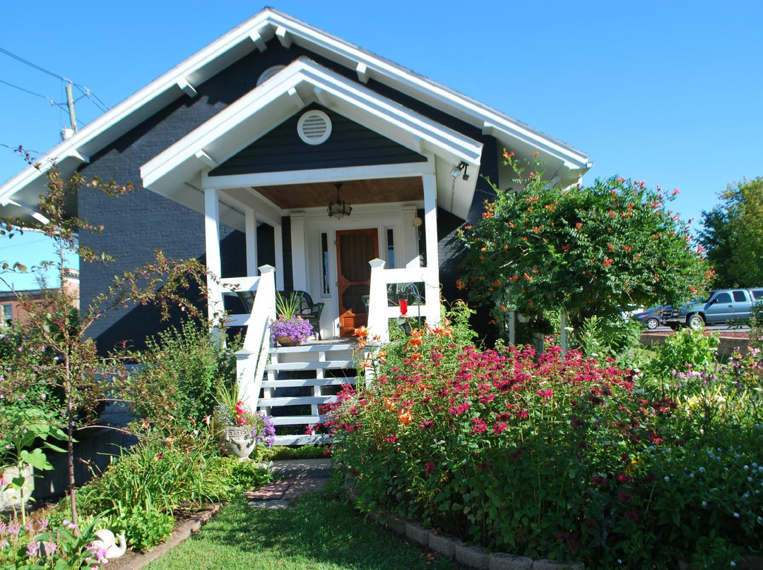 Poultney酒店住宿-Station House B & B