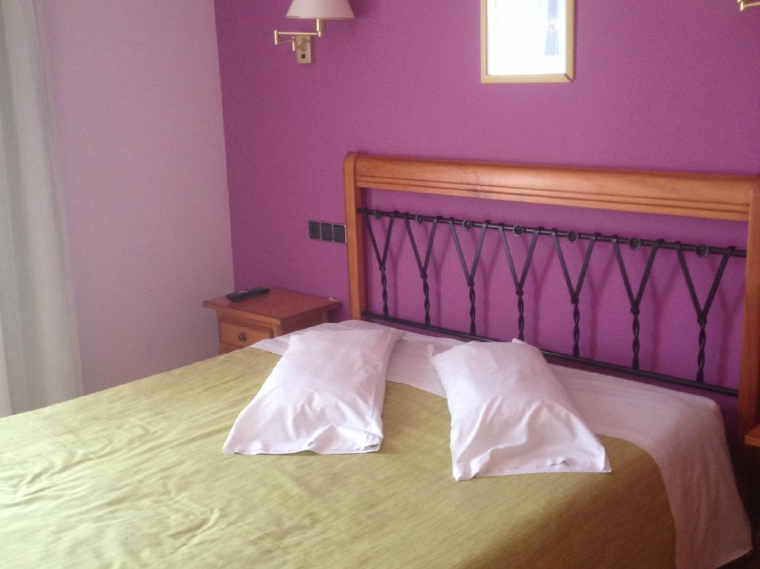 Hostal Mont Rock主图