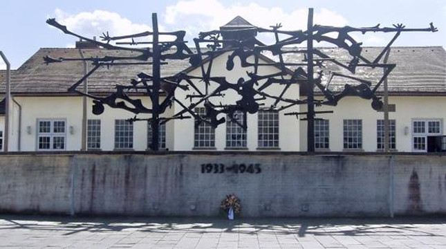 In Their Shoes Dachau Memorial Tours-慕尼黑必去景点